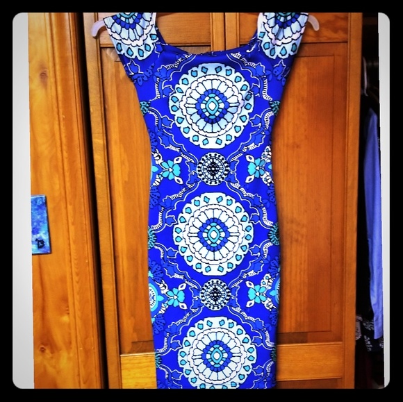 Fitted Cap-Sleeve B Darlin Print Dress - Picture 6 of 7